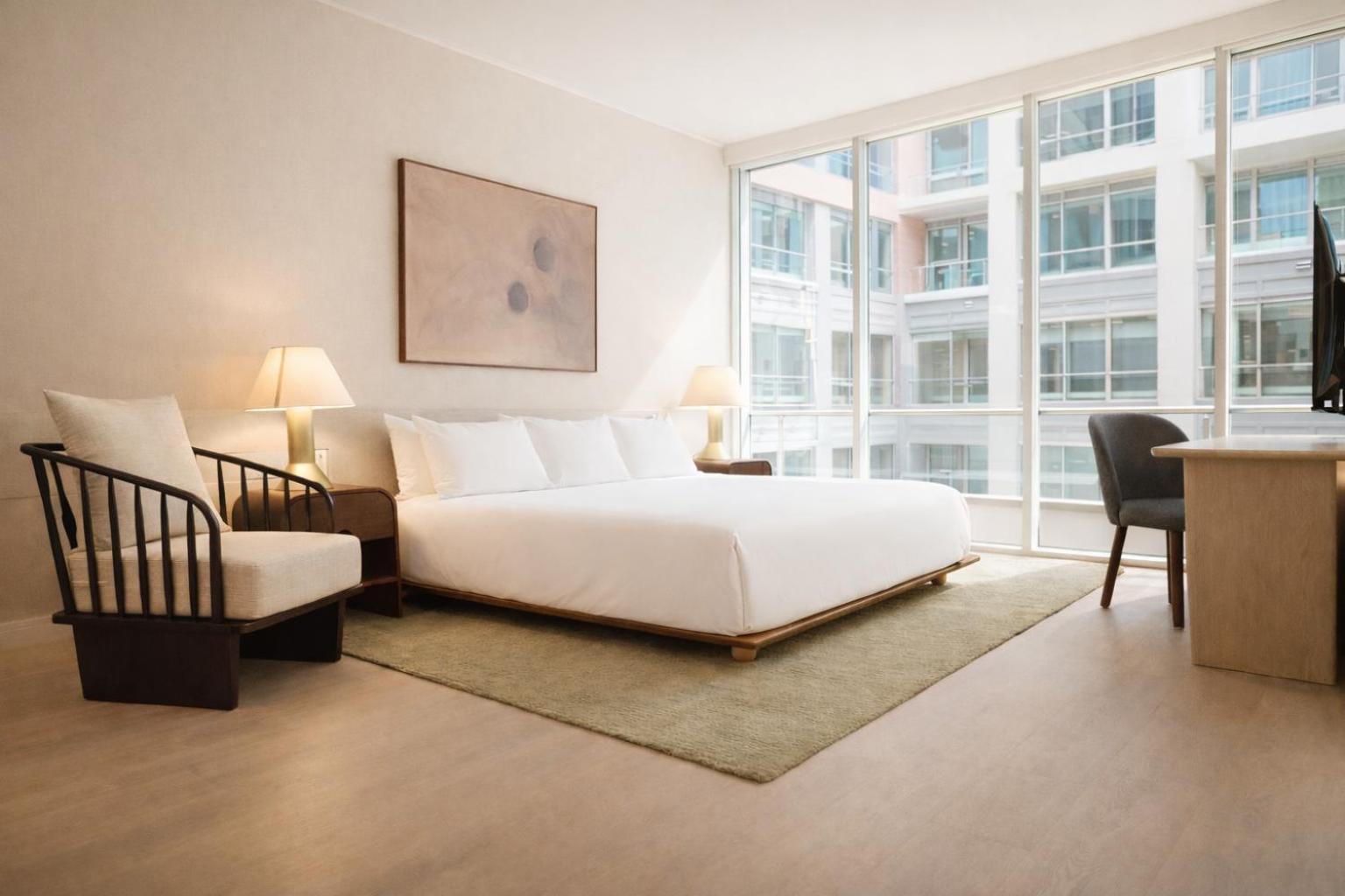 Superior Room, 1 King Bed,1758796388:JPEG