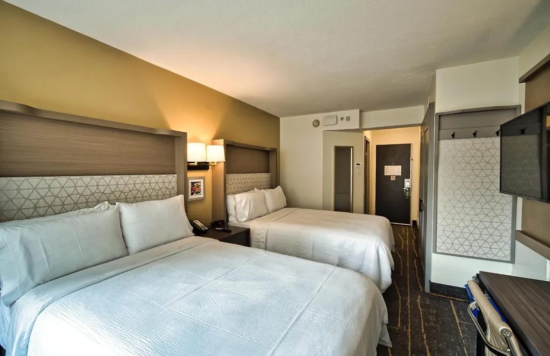 Holiday Inn Toronto Downtown Centre By Ihg-1