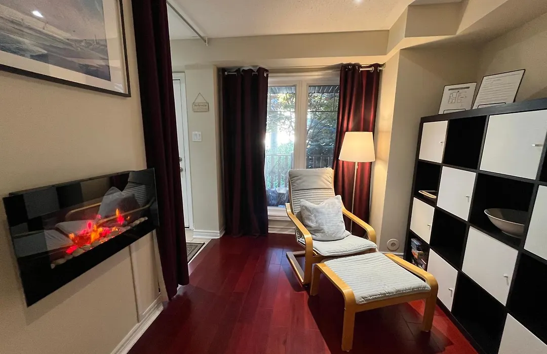 Stunning Rooms In Townhouse Across The Beach-1