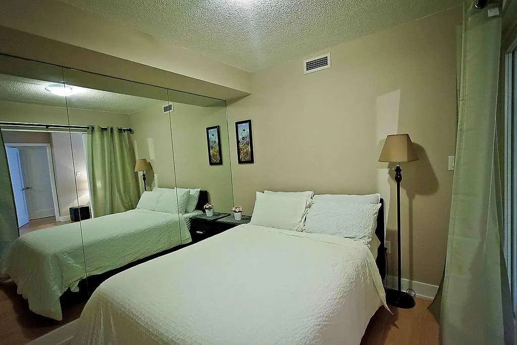 Red Maple Suites - Blue Jays Way-1