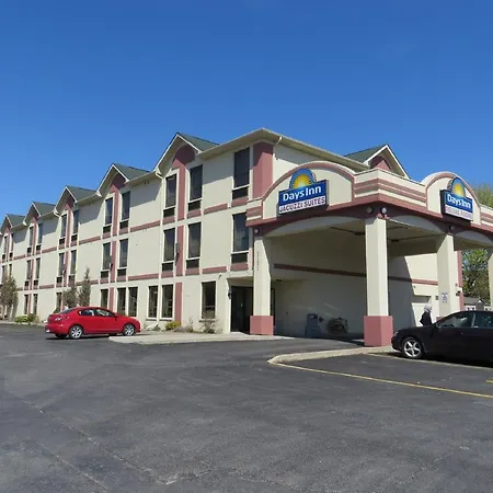 Days Inn By Wyndham Toronto East Lakeview-2