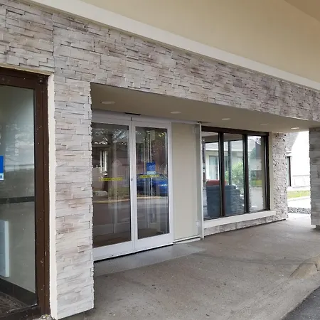 Comfort Inn Toronto North-3