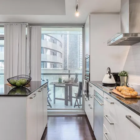 Condo Downtown, Cn Tower, Financial District-2