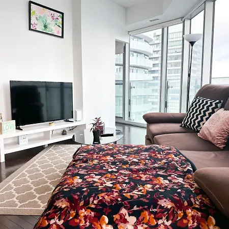Luxury 2 Bedrooms With Lakeview Cn Tower Entertainment District Rogers Centre-3