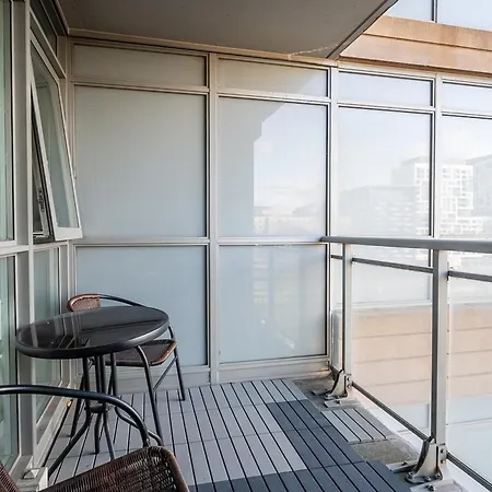 Globalstay Fabulous Toronto Condo-3