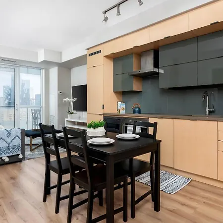 2Bedroom Cn Tower And Water Views - Free Parking - Rooftop Pool-2