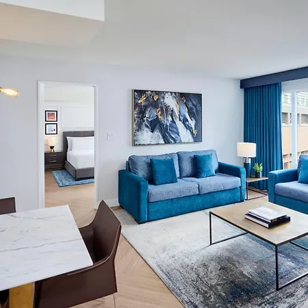 Pantages Hotel Toronto Centre-2