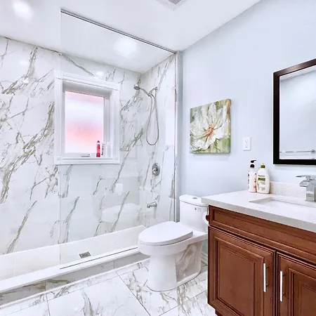 Renovated Rooms 10-Min To Finch Subway Near Yonge St-3